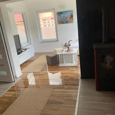 Apartman Nisa & De