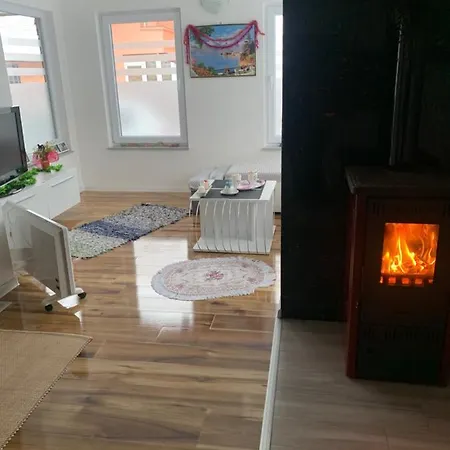Nisa & De Apartman Bihać